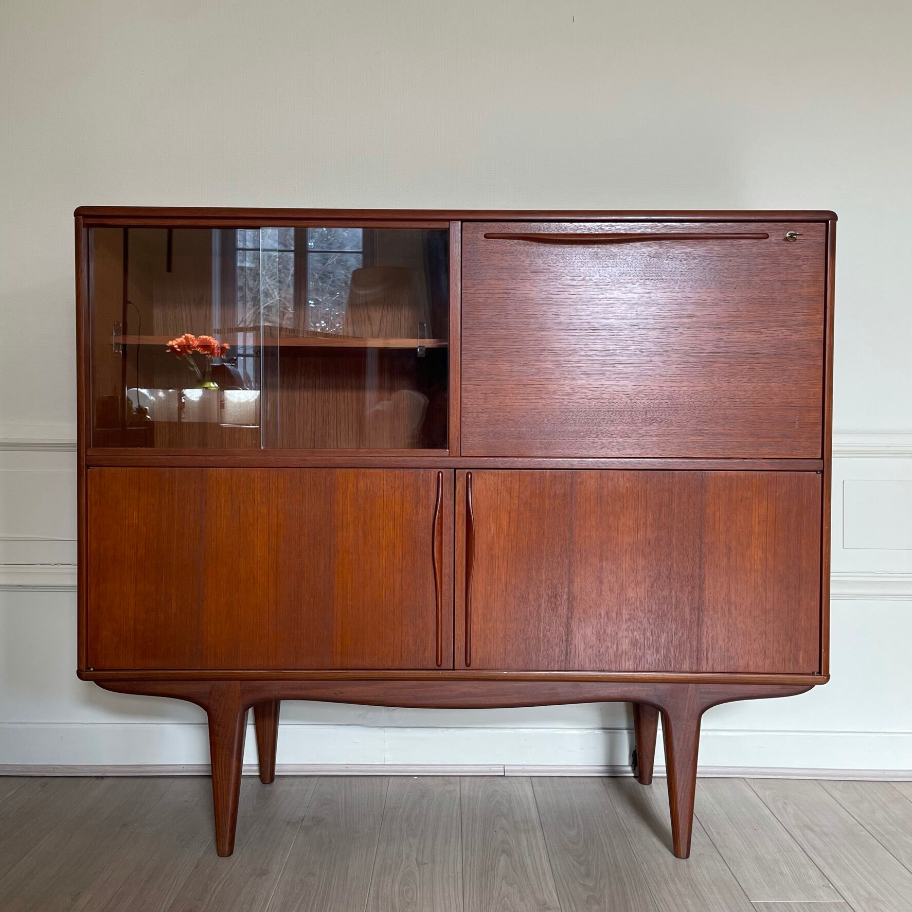 Scandinavian Buffet Bar, teak