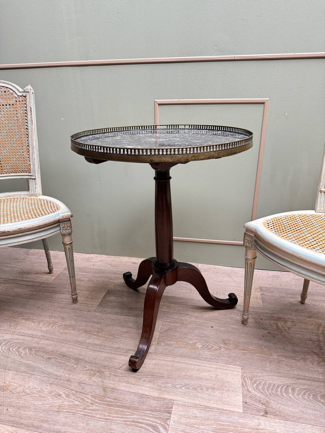 Pedestal Table In Mahogany Tripod, Louis XVI XVIII Eme Century