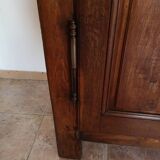 Armoire très ancienne noyer