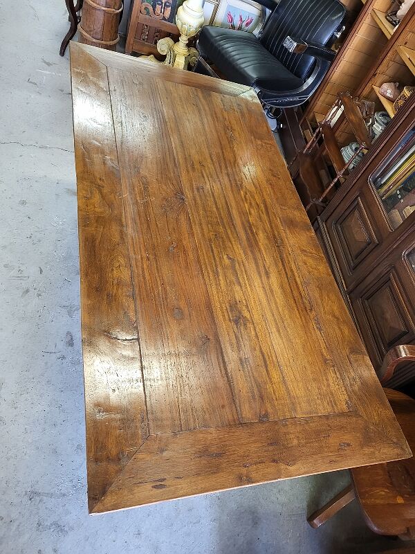 Table 4 legs of old manufacture