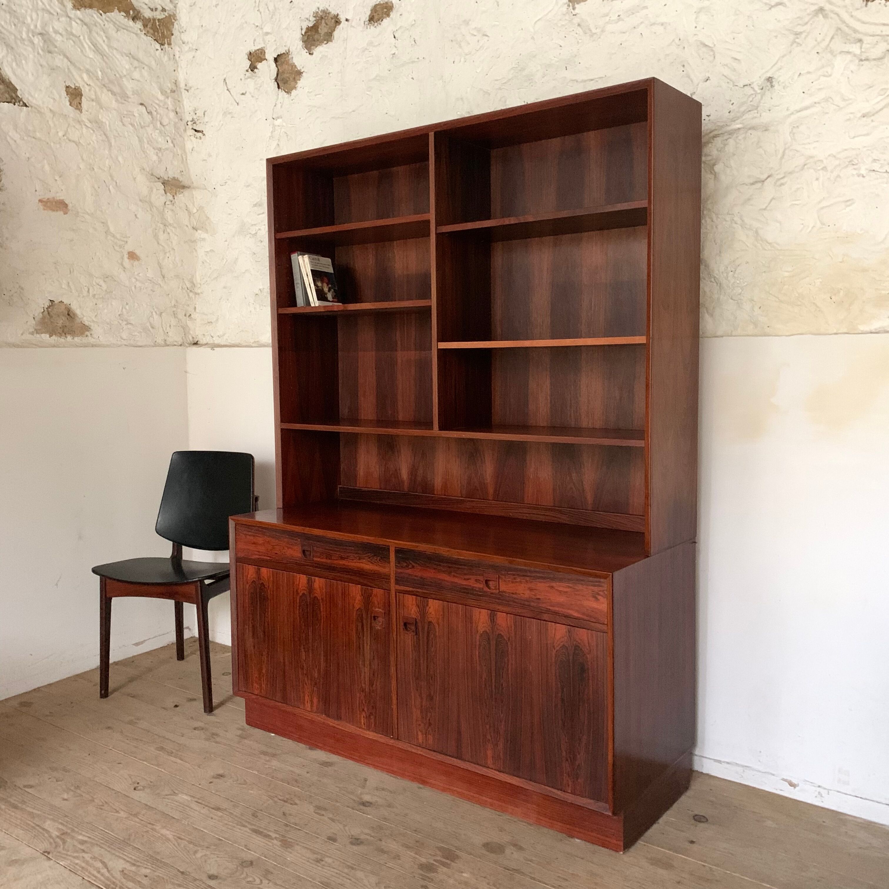 Vintage Scandinavian library in Rio rosewood