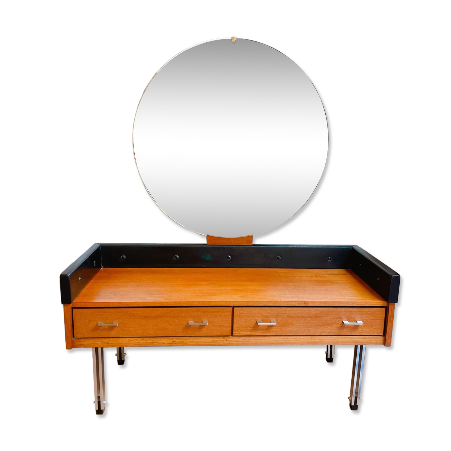Vintage dressing table with a giant mirror.