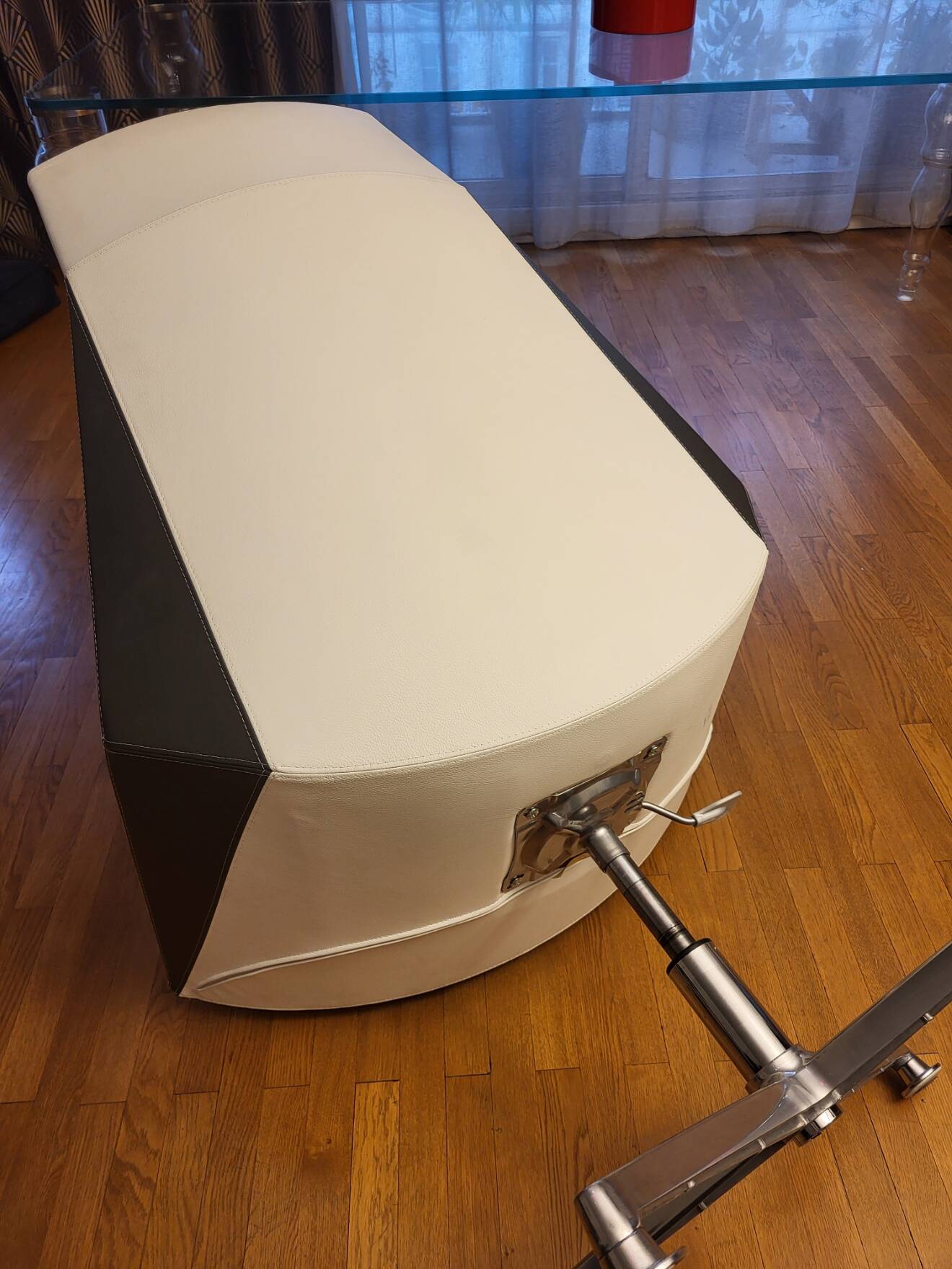 Kastel Kayak armchair in white leather, Modern Italy