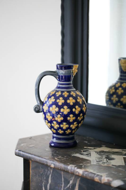 Majolica ewer in neo-Renaissance style by Minton, England 1870.