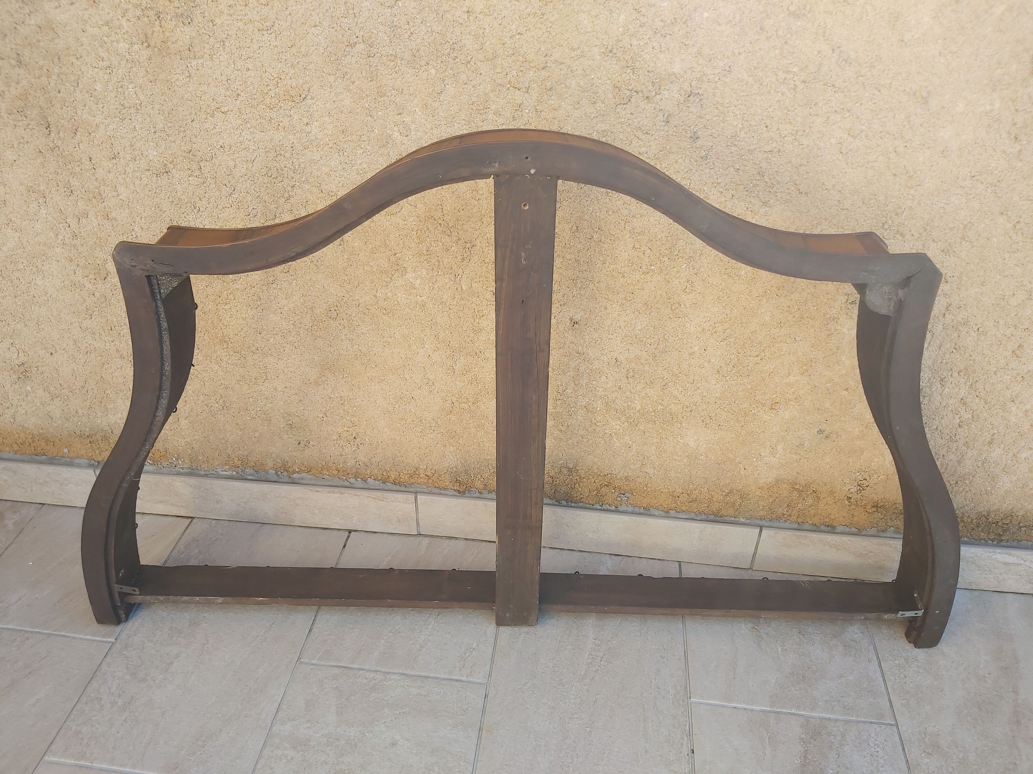 Louis Philippe bed sky in walnut