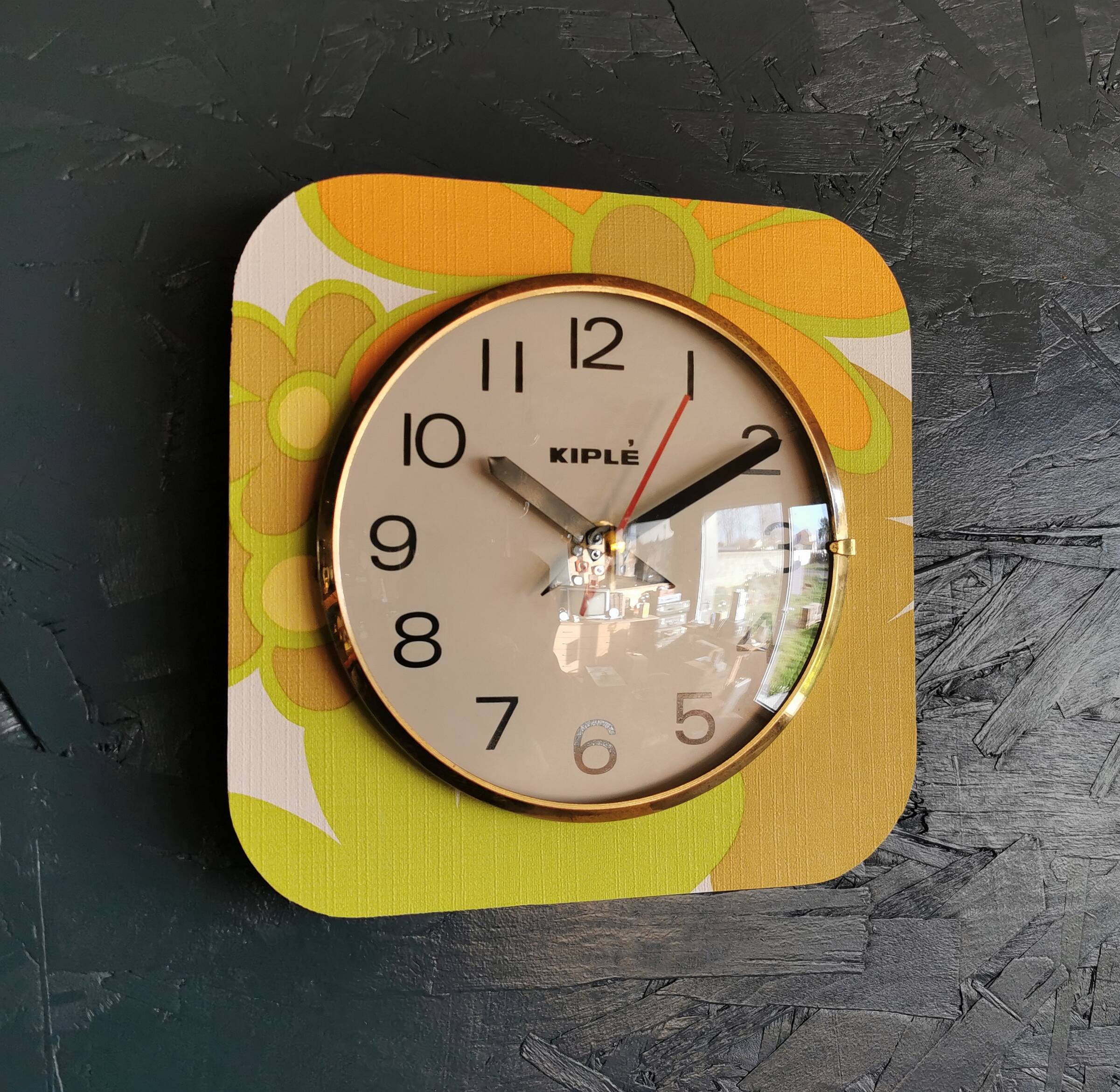 Vintage silent wall pendulum clock from the 60s square "Kiulé flowers"