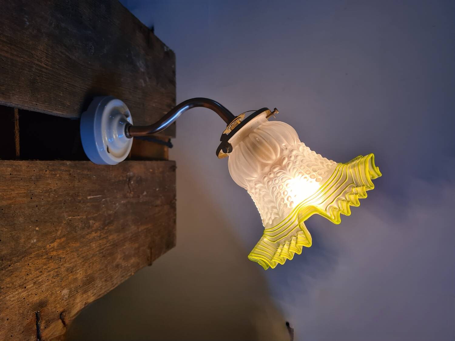 Green tulip wall light