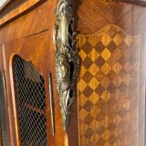 Wire mesh cabinet