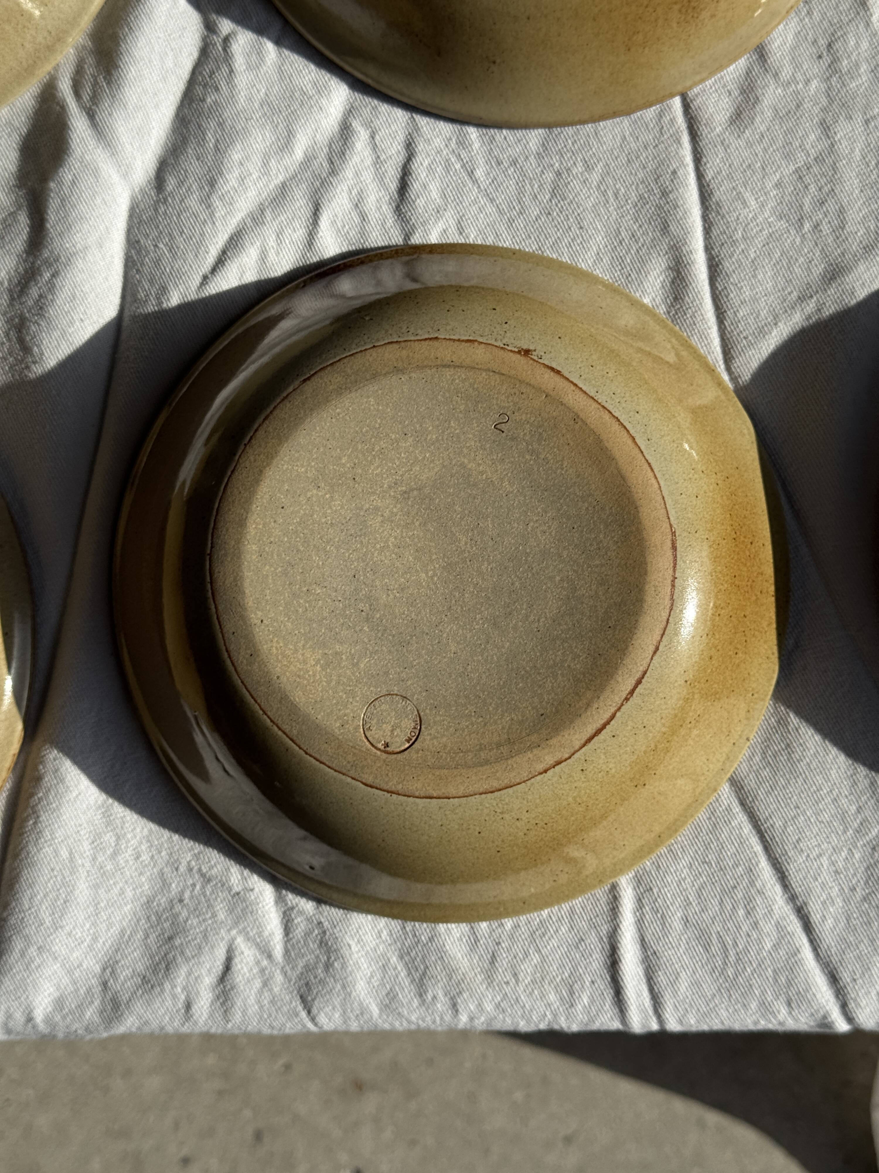 Set of 8 brown-rimmed stoneware deep plates Atelier Saint Simon D19.5