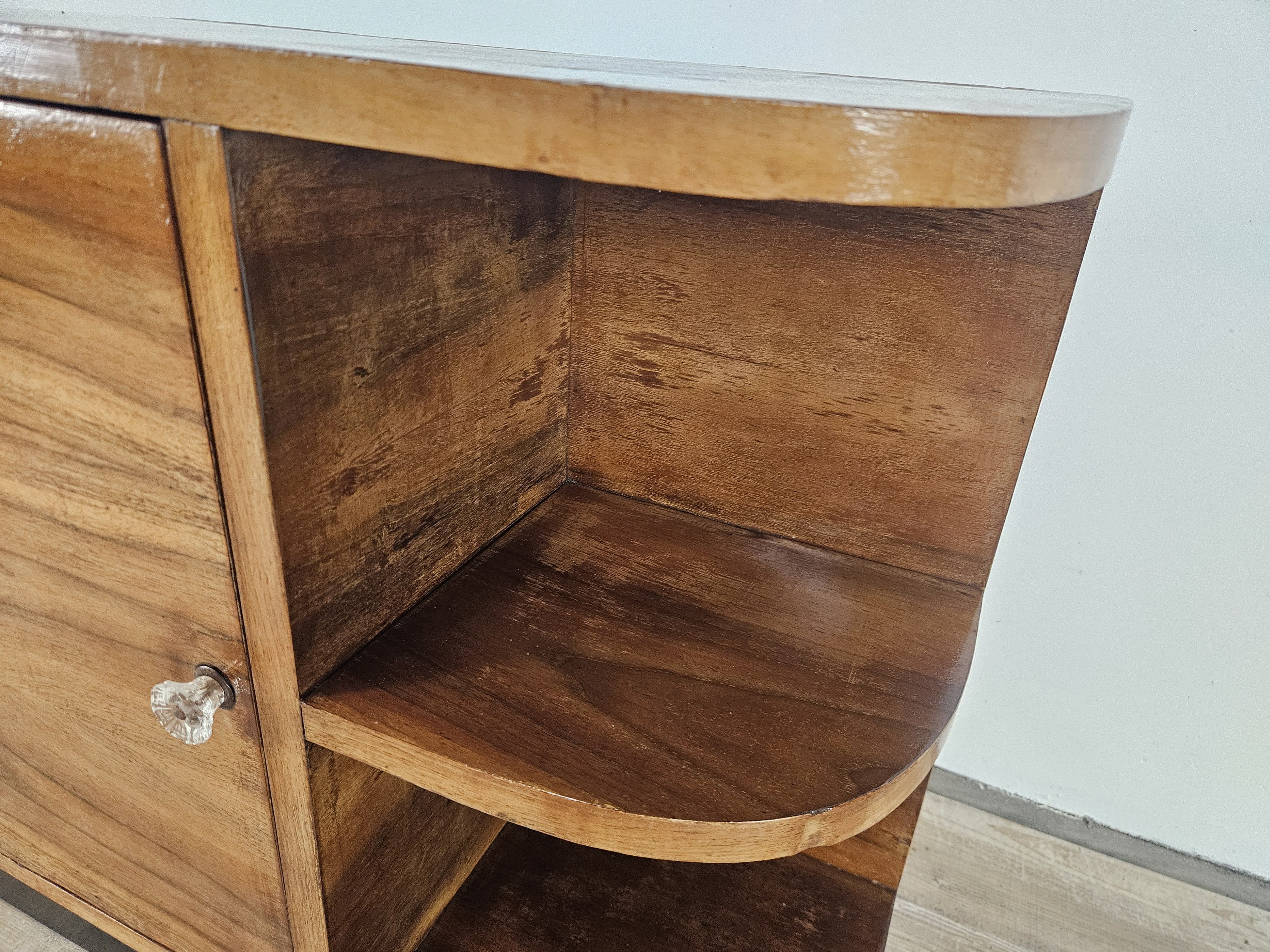 Art Decò side cabinet from the 1940s