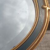 Medallion mirror