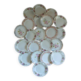 21 mismatched vintage dessert plates