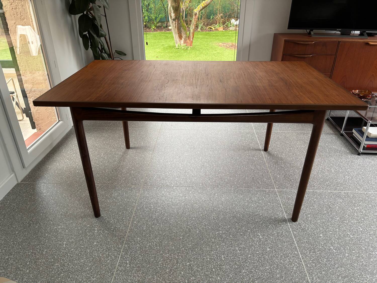 Mid-century dining table by Ib Kofod Larsen for G-Plan, Ro