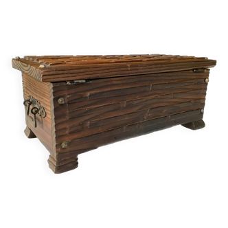 Wooden box