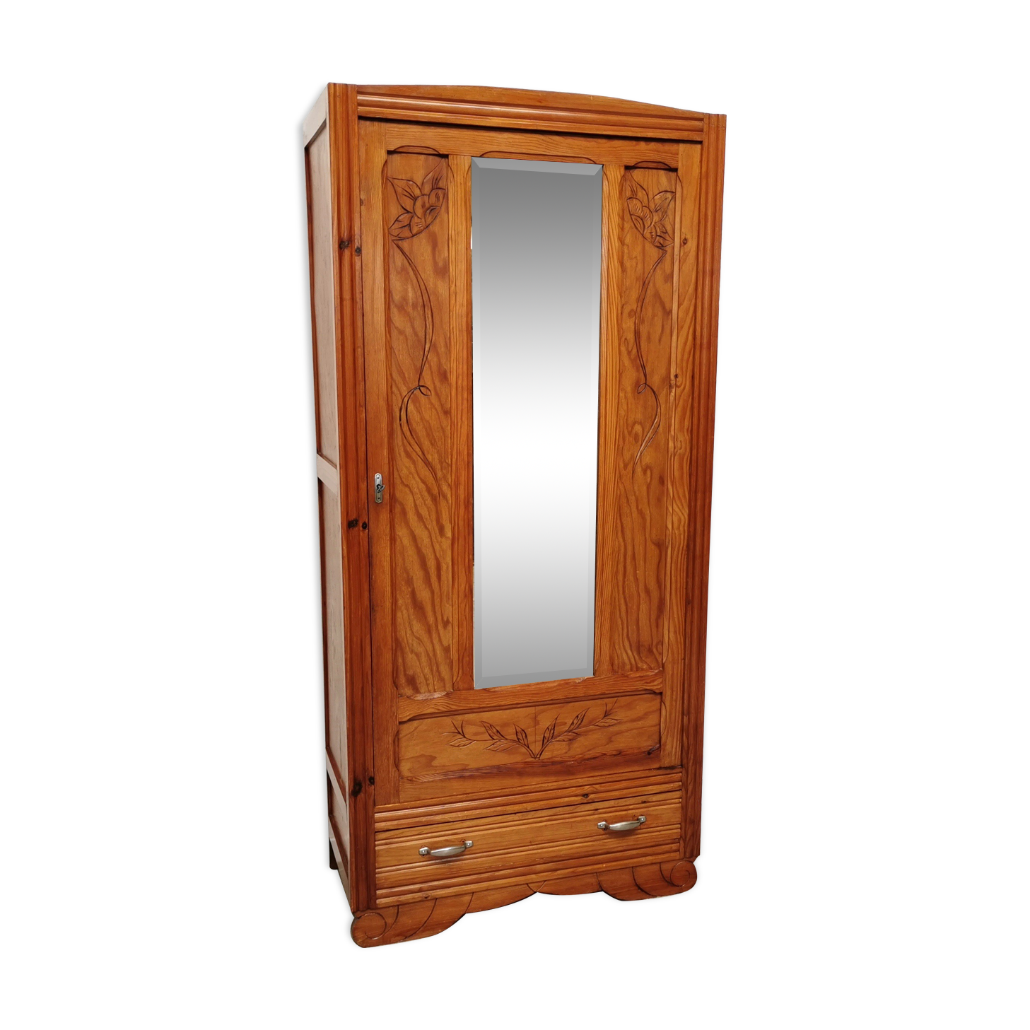 Vintage Parisian wardrobe