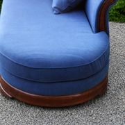 Large vintage cobalt blue chaise longue in fabric and wood – long chair 190