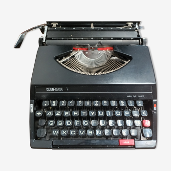 Quen-data 680 typewriter black