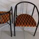 Duo de fauteuils vintage métal et velours