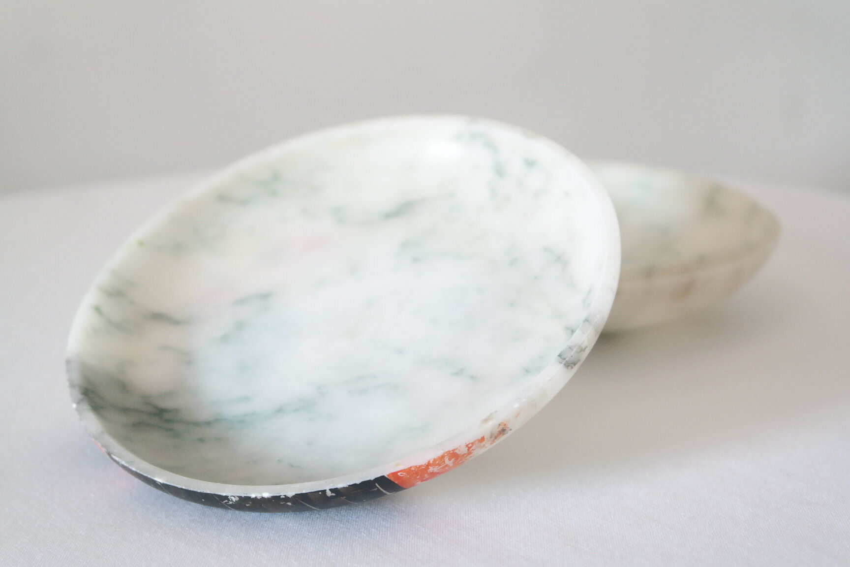 Hand-painted art deco round box