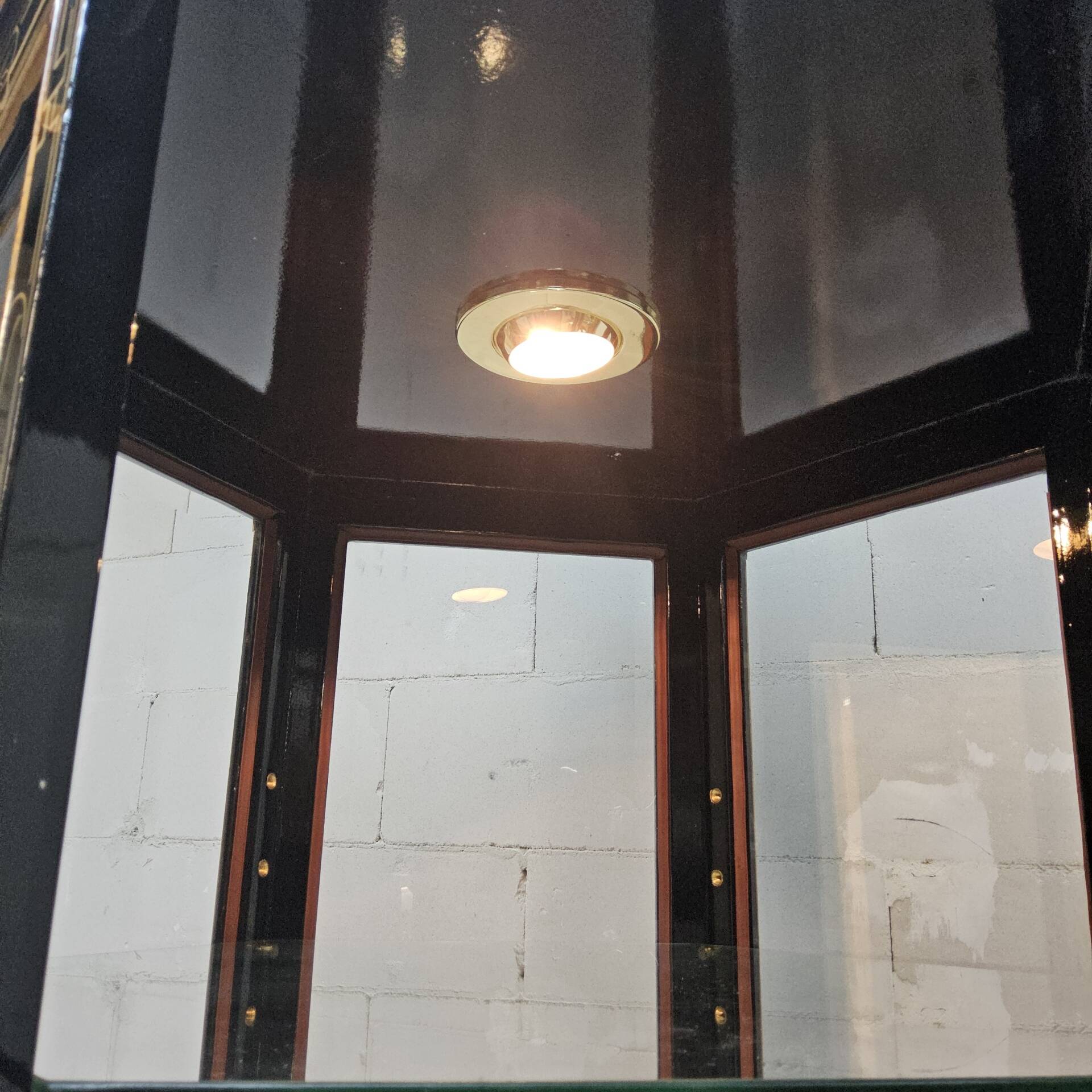 Vitrine chinoise vintage toit pagode (éclairage) asiatique