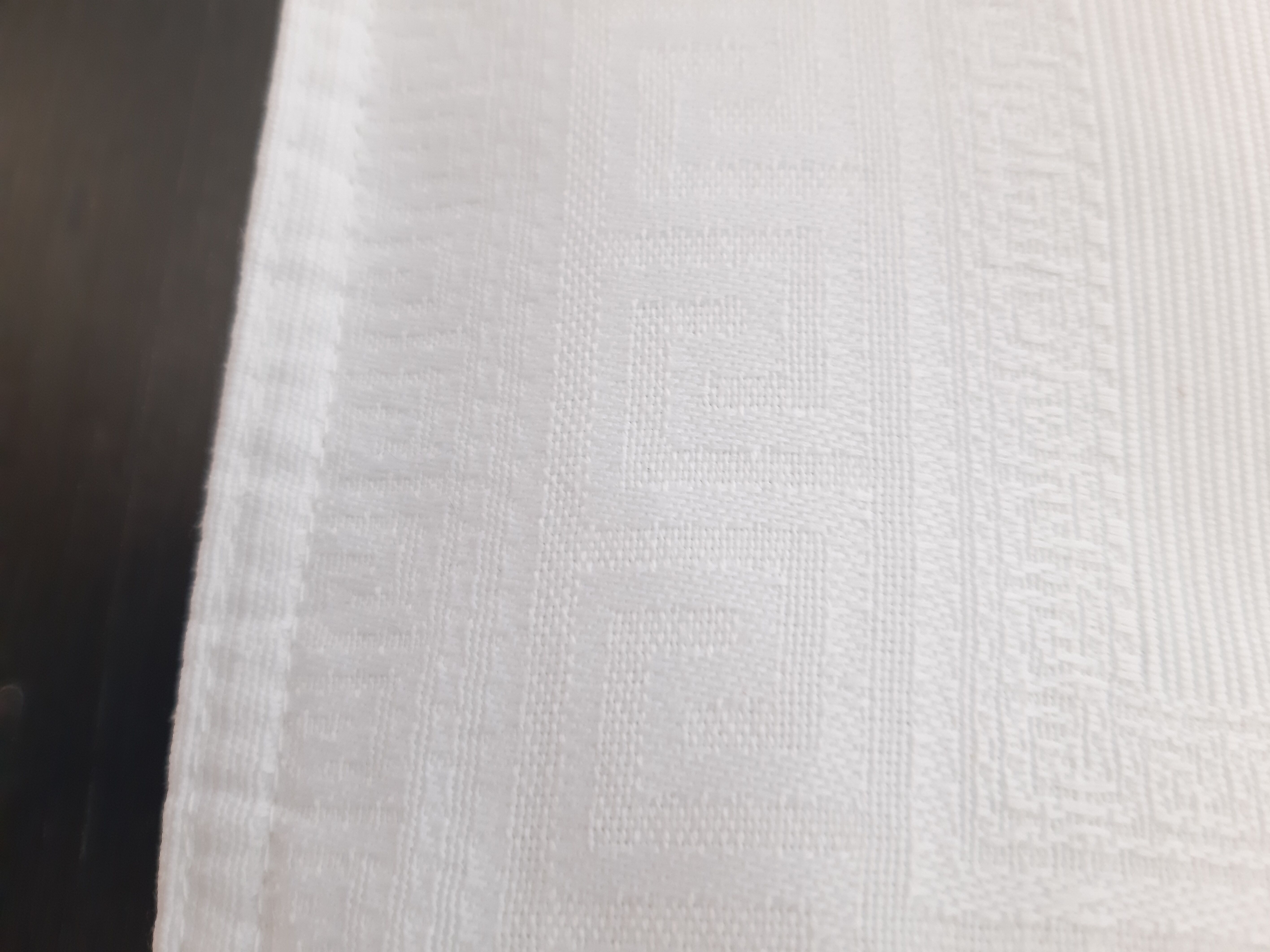 4 damask placemats