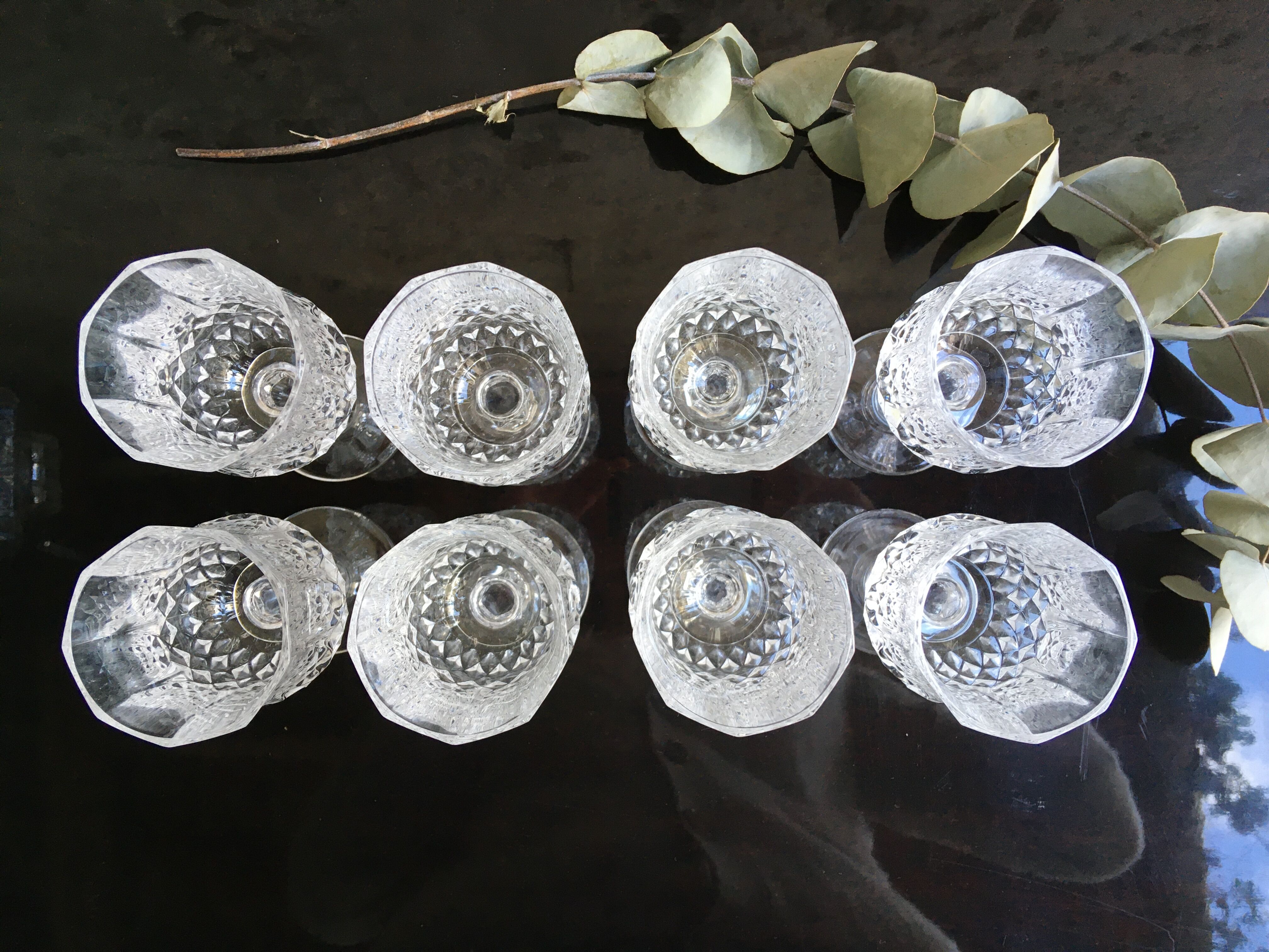 Lot de 8 verres à pied vintage