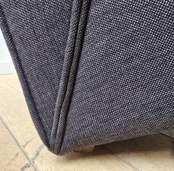 Fauteuil design Sanami, AMPM