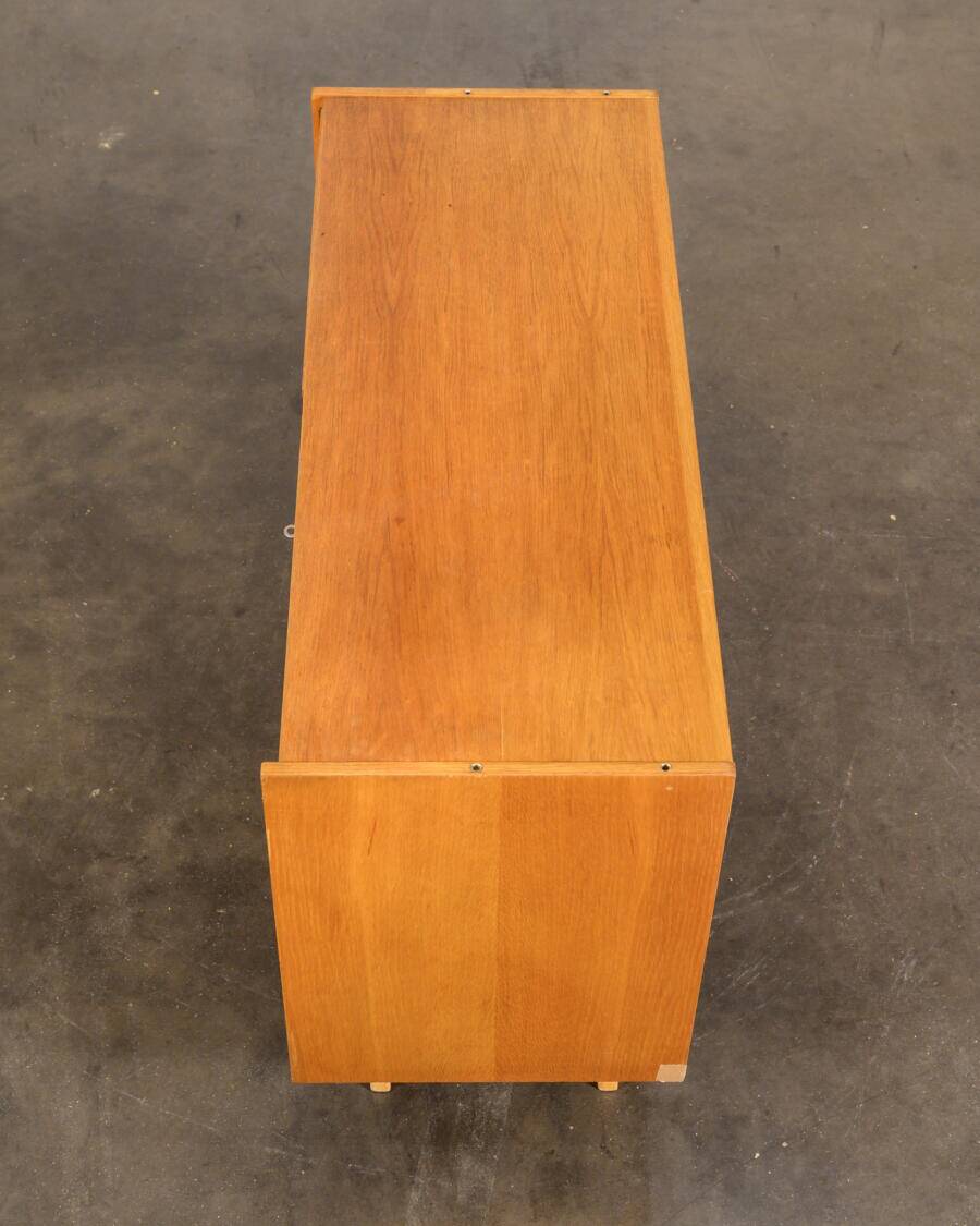 Buffet Jiri Jiroutek pink drawers