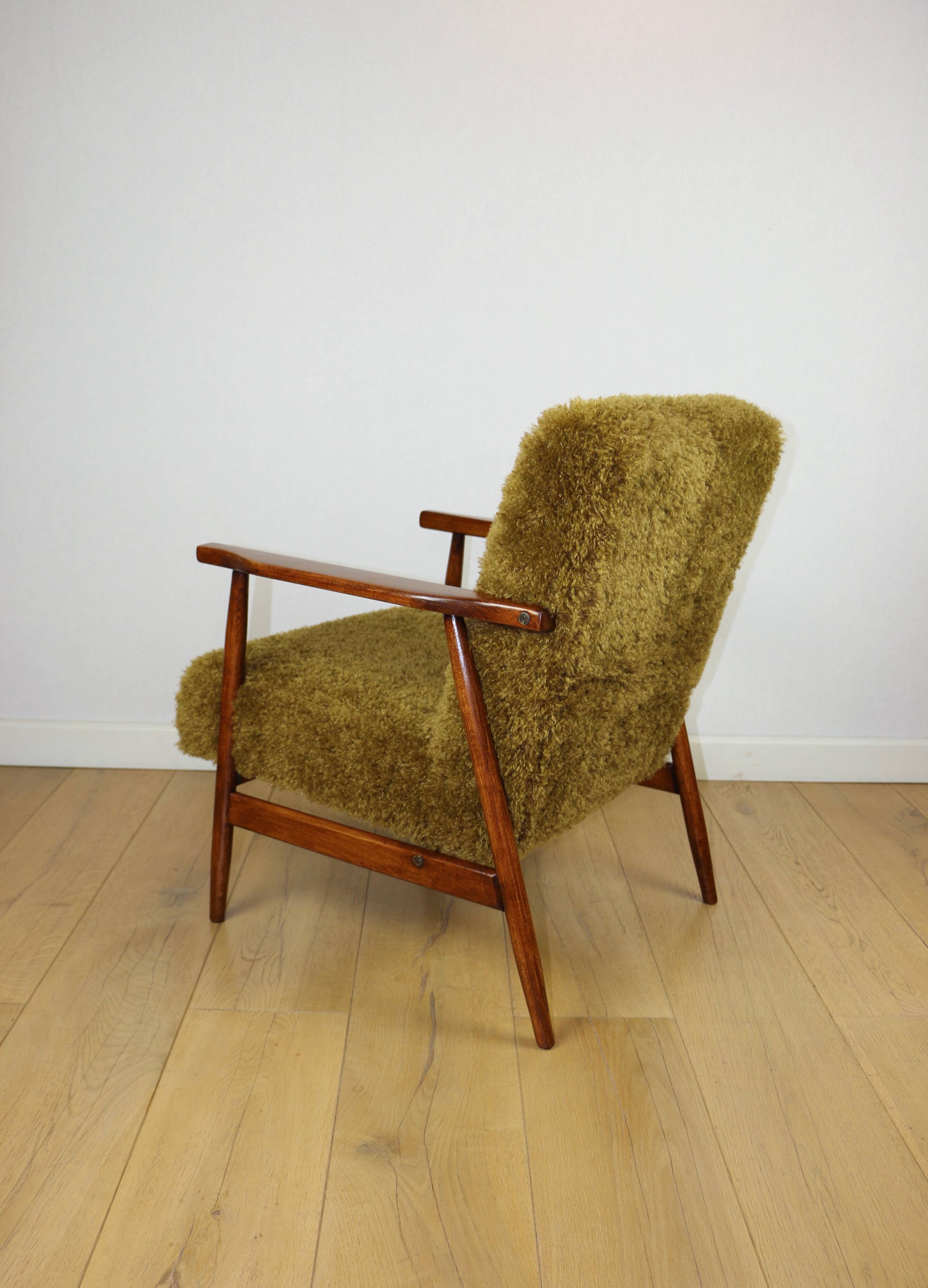 Vintage armchair, 1970s red fox - high pile khaki / olive - long pile