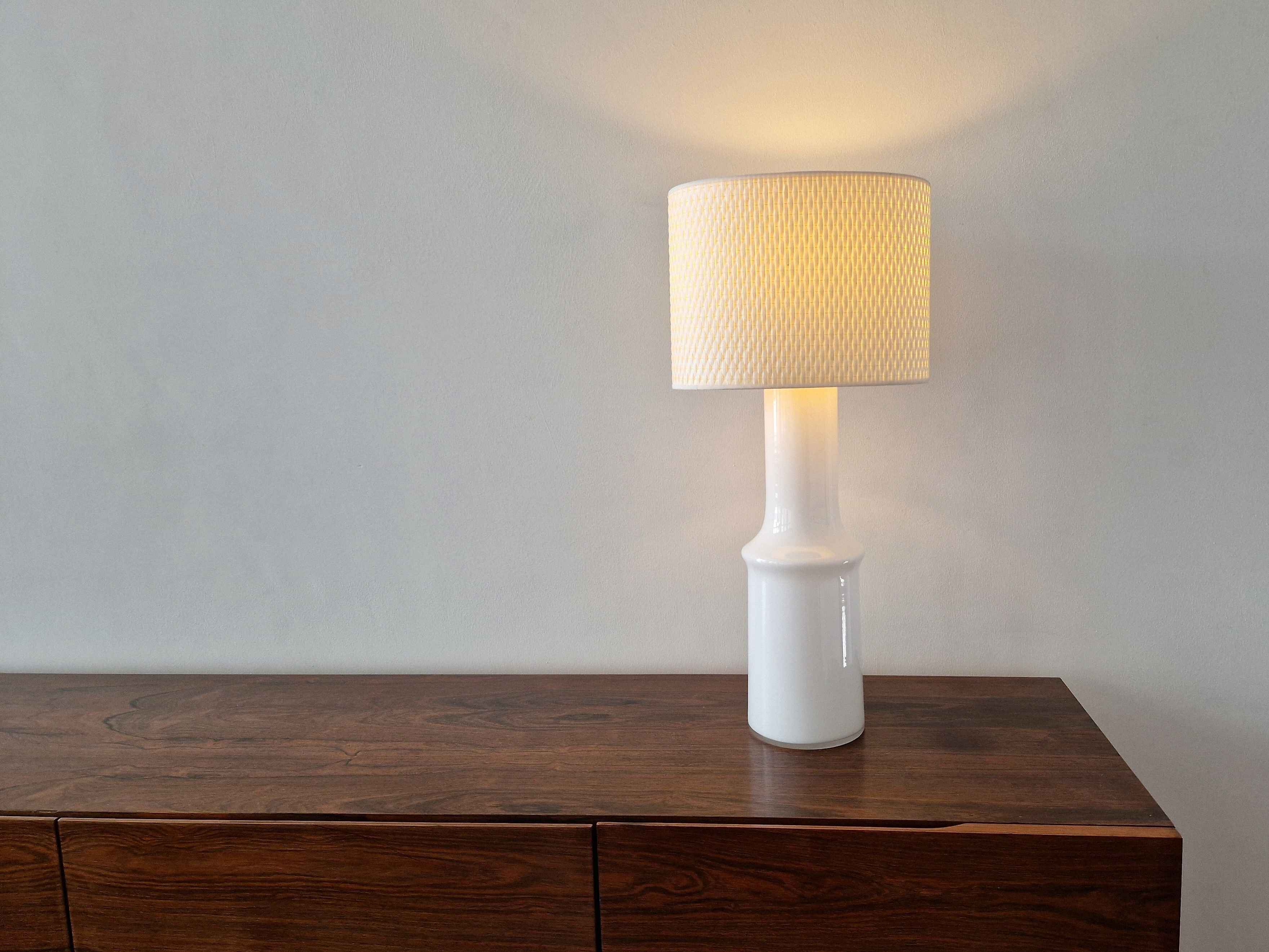 White glass table lamp by Gert Nyström for Hyllinge, Sweden 1960's