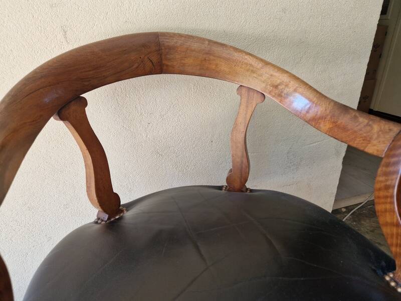 Louis Philippe period desk chair, circa 1840 - Molded wood