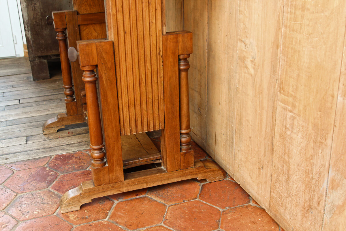 Foreman's desk, nineteenth century