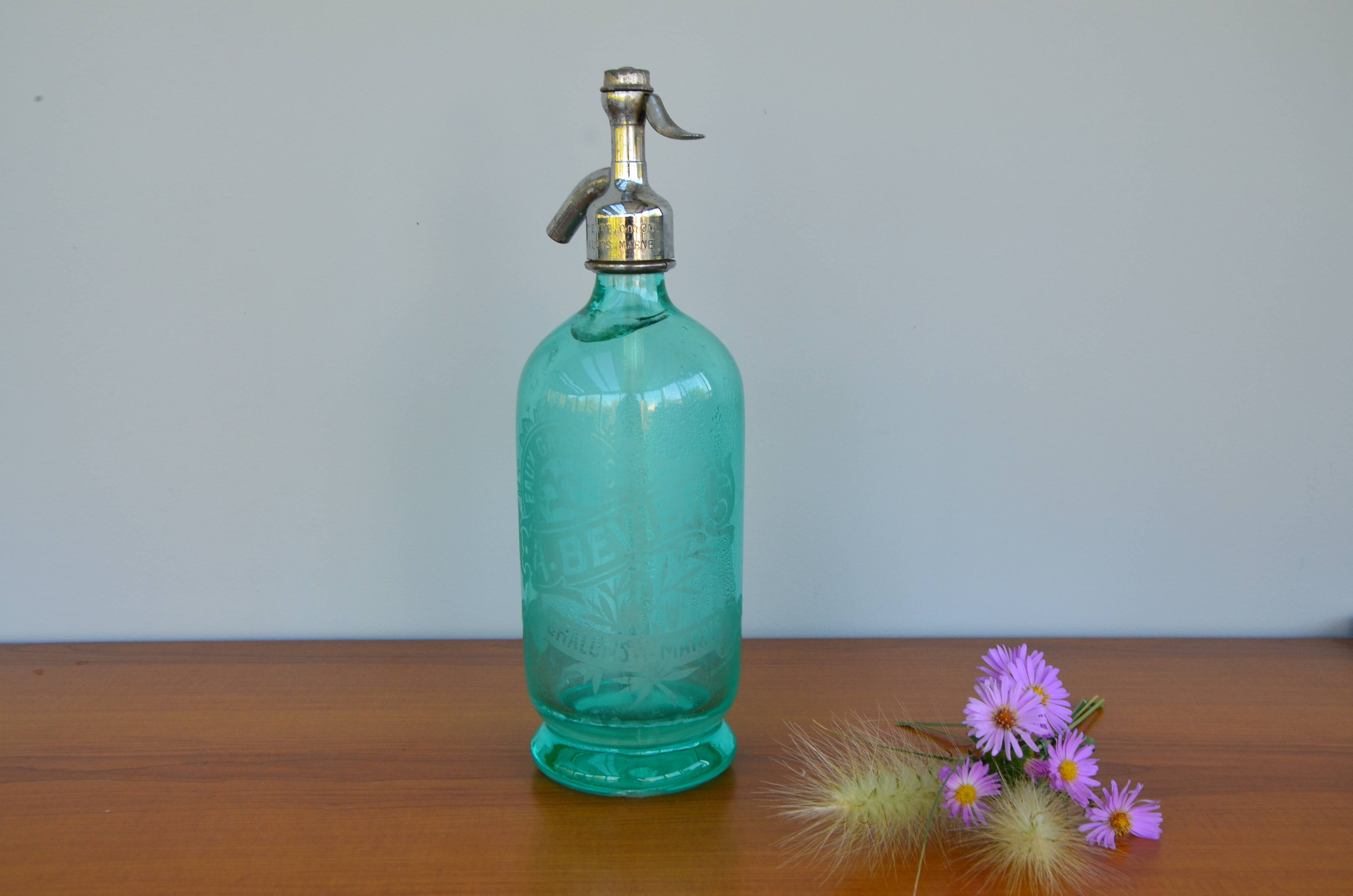 Sparkling water siphon Chalons sur Marne