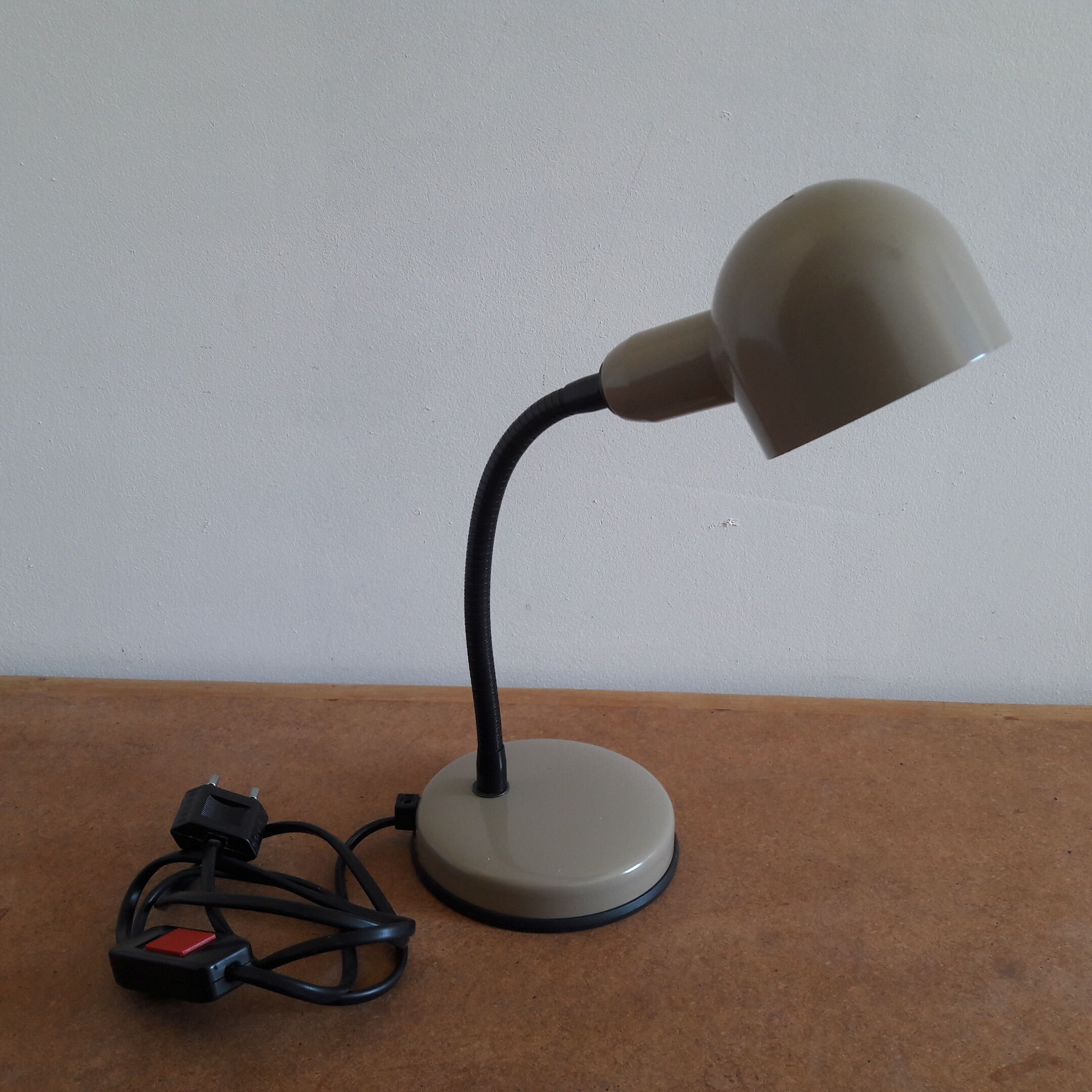 Vintage articulated lamp