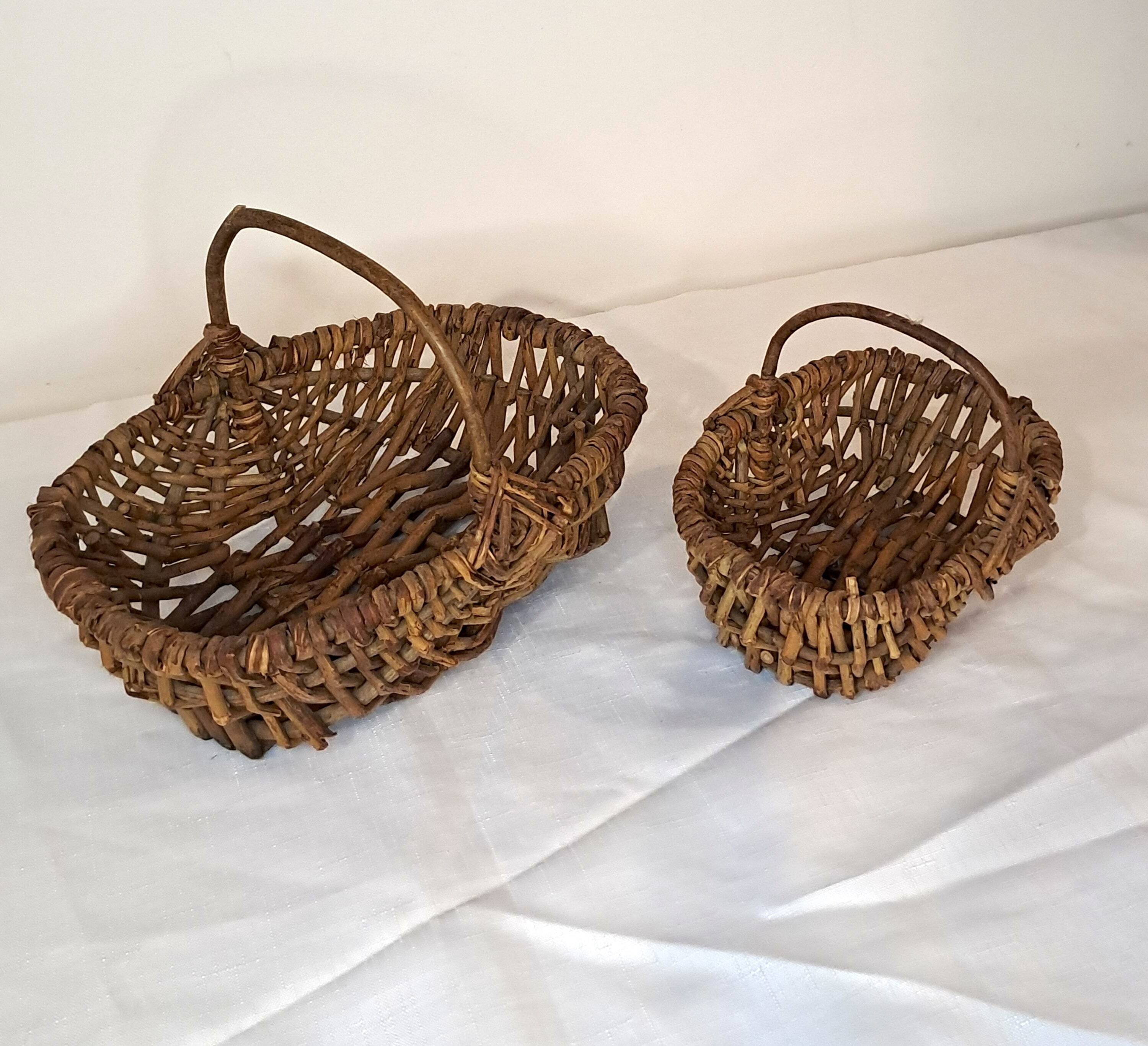 Duo of small rustic rattan baskets – Natural spirit & country decor