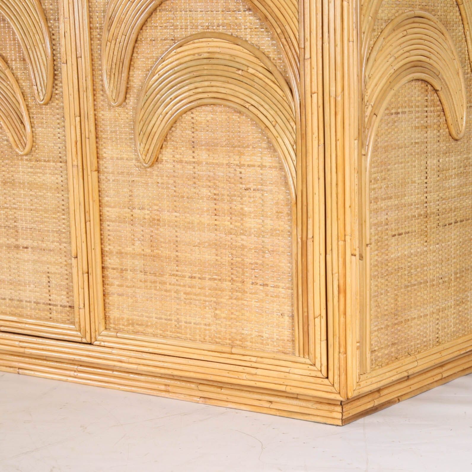 Enfilade « palmiers » en rotin et raphia
