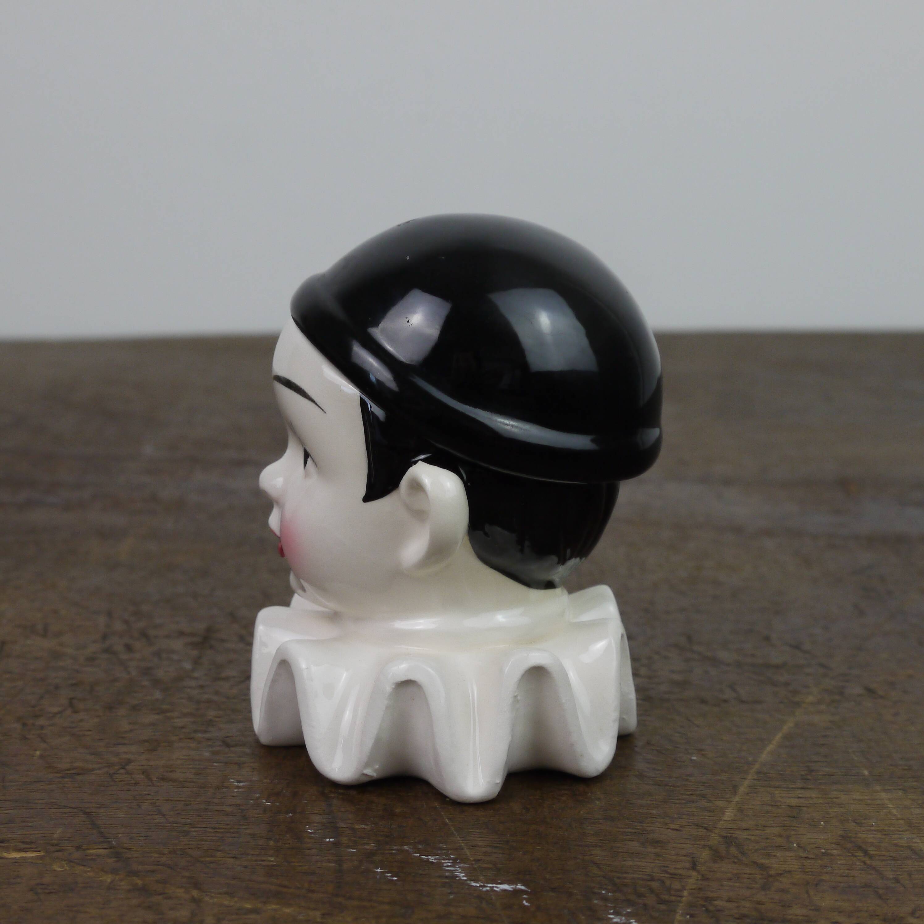 Pierrot salt shaker