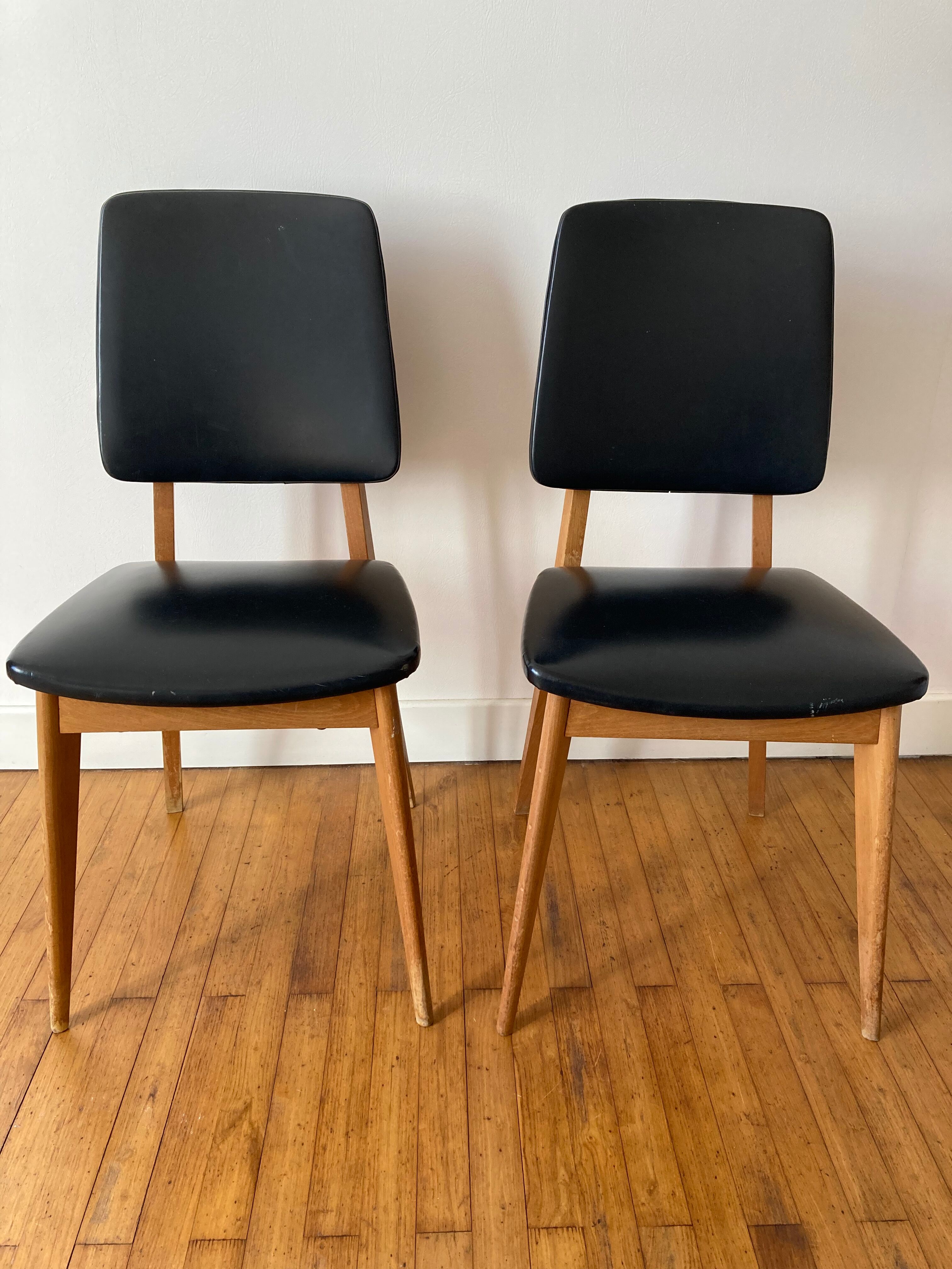 2 Scandinavian chairs