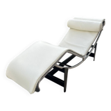 Chaise longue LC4 édition Cassina état proche du neuf