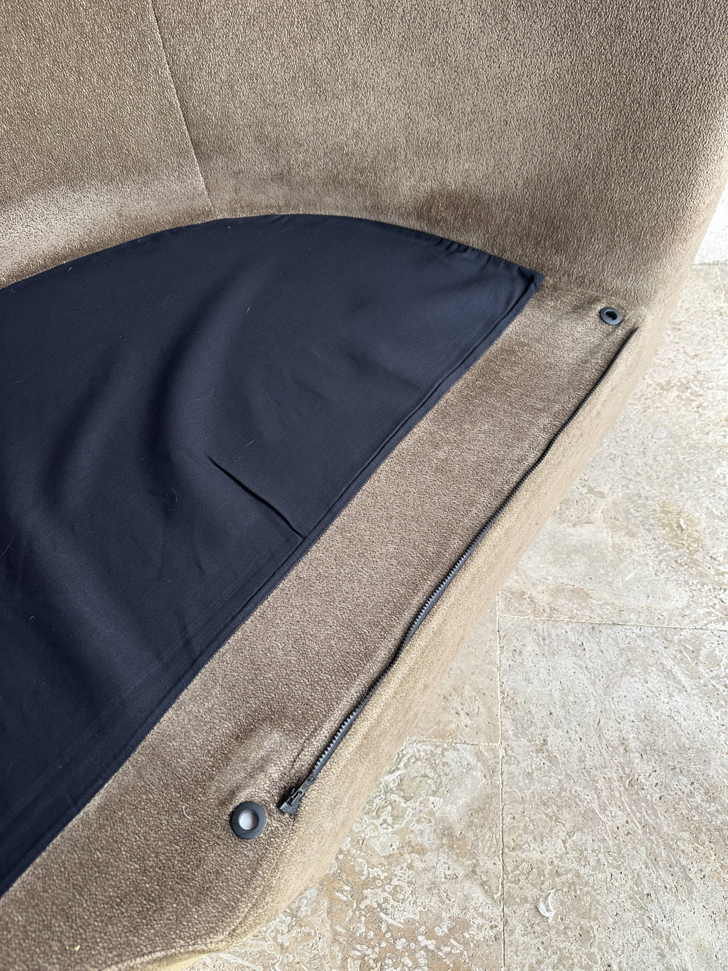 Roche Bobois sofa design - Boa model