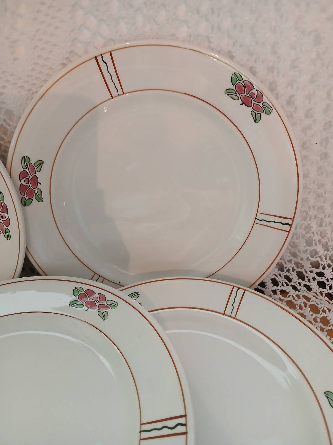 14 Terre de fer SALINS "Water Lily" plates