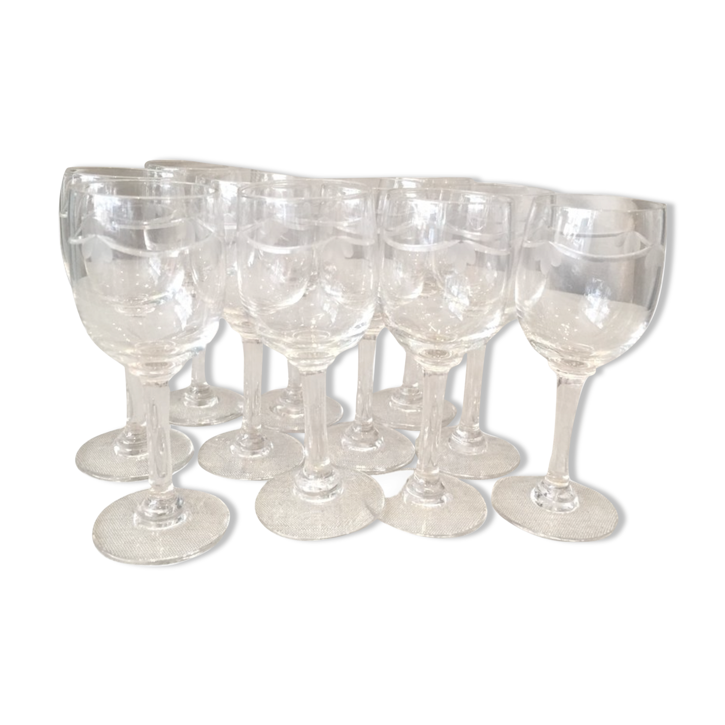 Suite of 11 engraved glass drip glasses from the 1930s 1940s