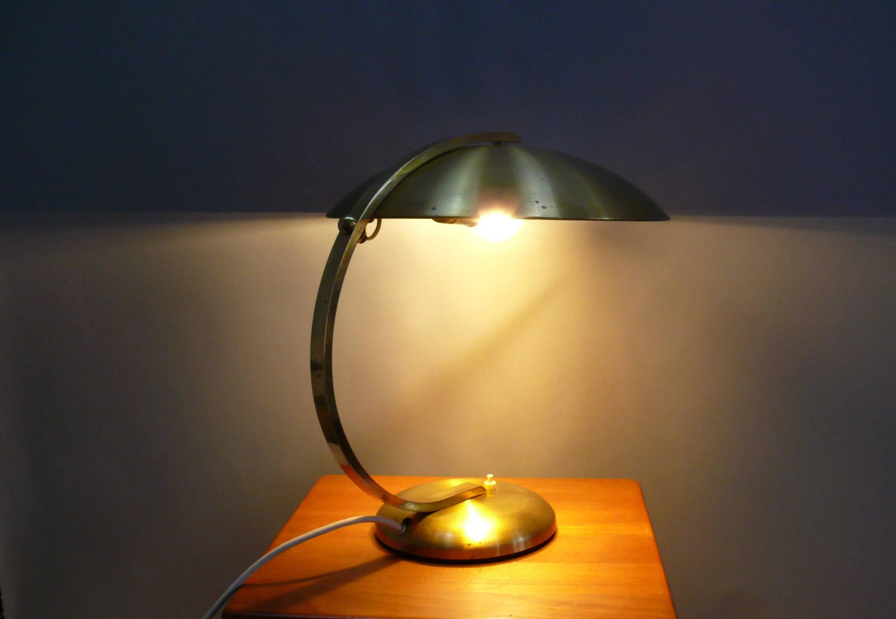 Bauhaus table lamp by Egon Hillebrand, model 5302 - "Gleibo", Germany, 1930s