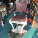 Barber's armchair