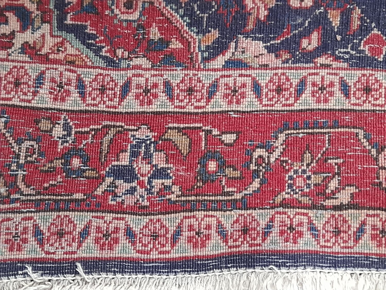 Superb Contemporary Persian Rug 150 x 100 cm – Floral Decor –