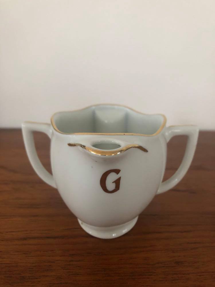 Lean Fat Saucière Berry Porcelain