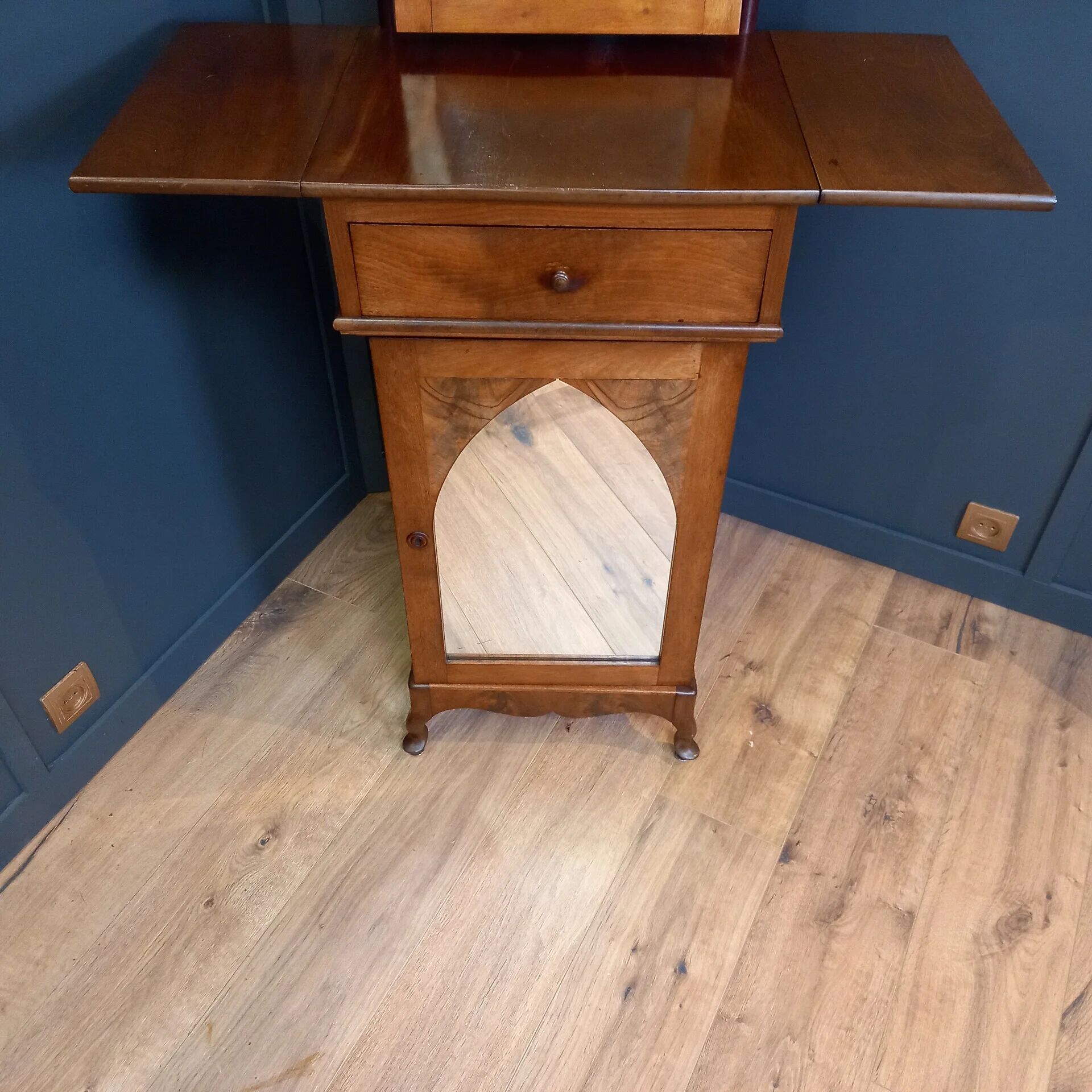 Antique bathroom/shaving cabinet