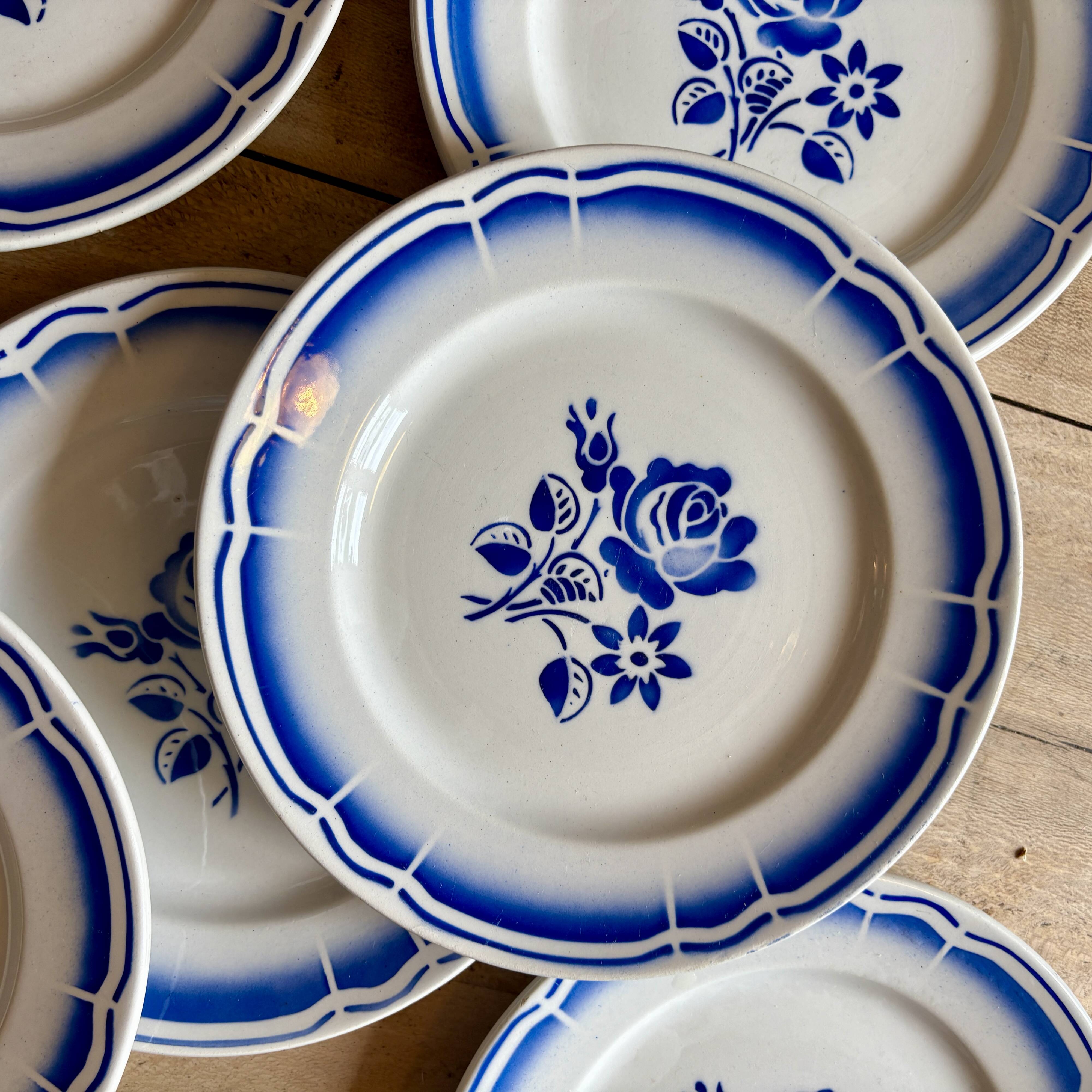 Set of 12 vintage blue flower dessert plates