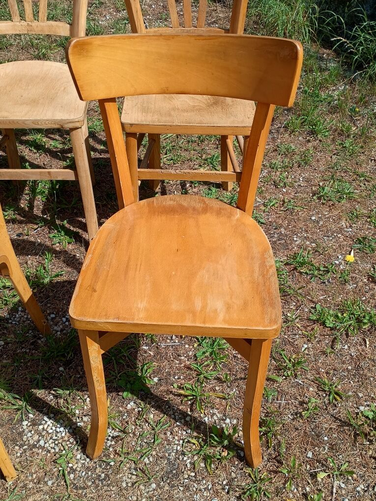 Ensemble de 10 chaises bistrot dépareillées années 1950-70 vintage
