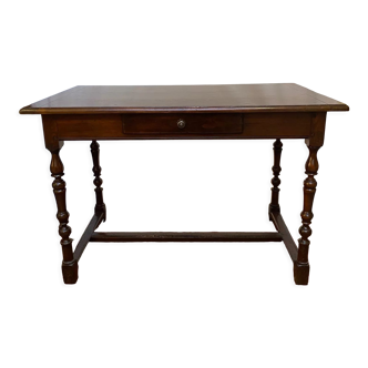 Solid wood desk pegged turned feet